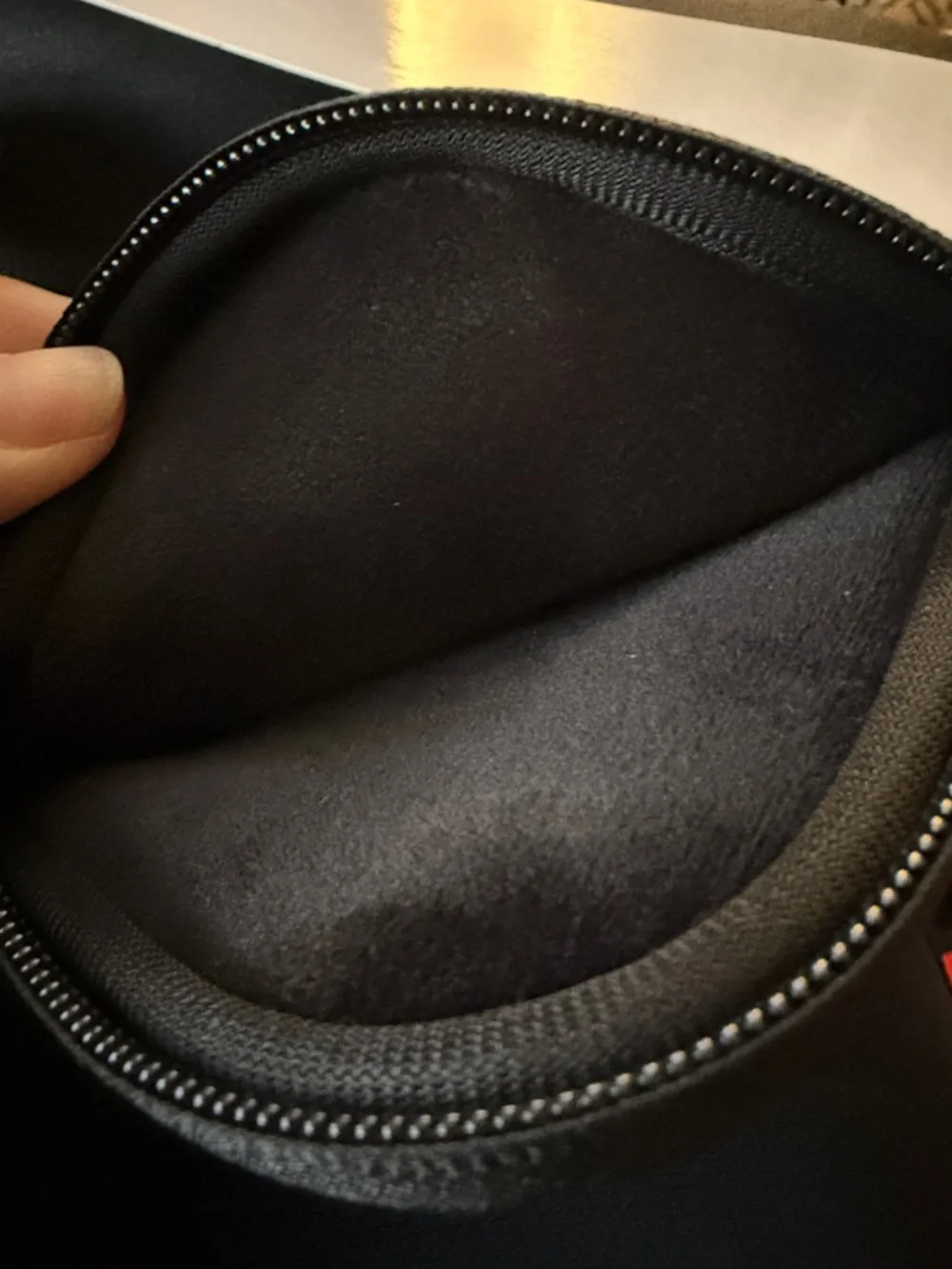 Deal Worthy Black Tablet Sleeve - Fits Up to 12" - Picture 4 of 4